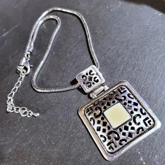 Art Deco Silver Cream Avant Garde Openwork Squares Statement Pendant Necklace - Picture 1 of 7